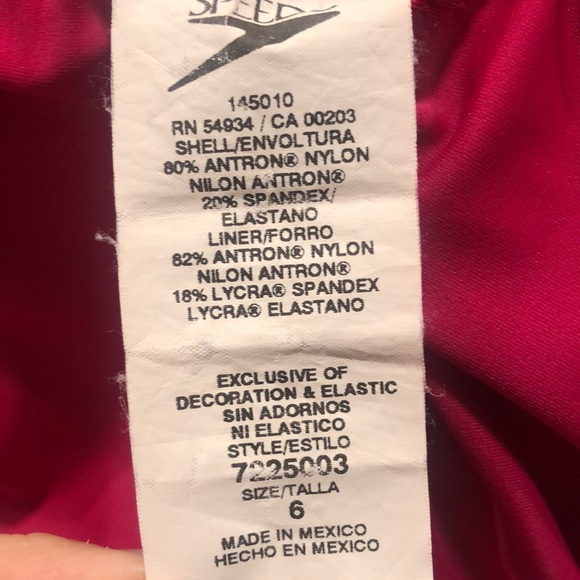 Speedo one piece classic swimsuit - Picture 3 of 5